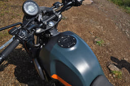 Royal Enfield Scram 440 Front Left Three Quarter