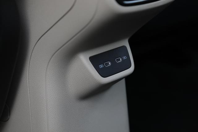 Charging Ports Image - 15862