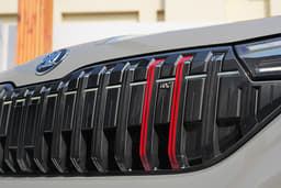 Skoda Kushaq Facelift Color Black, Red