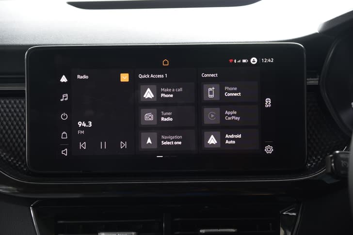 Wireless AA + Apple CarPlay
