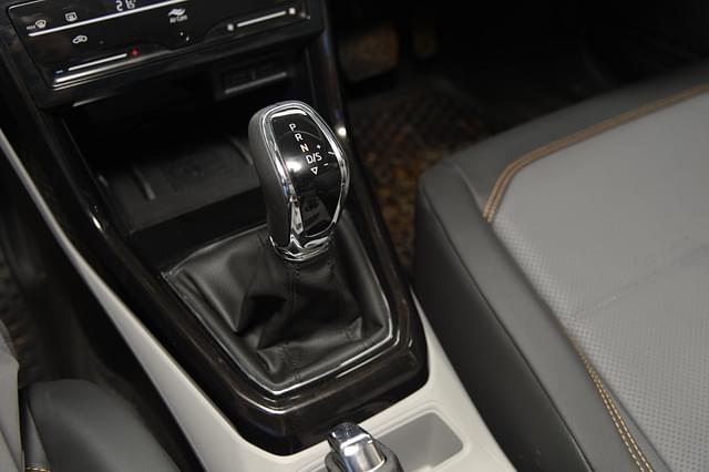 Gear Box Cvt Image - 9522