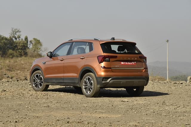 Rear View Image - 9816