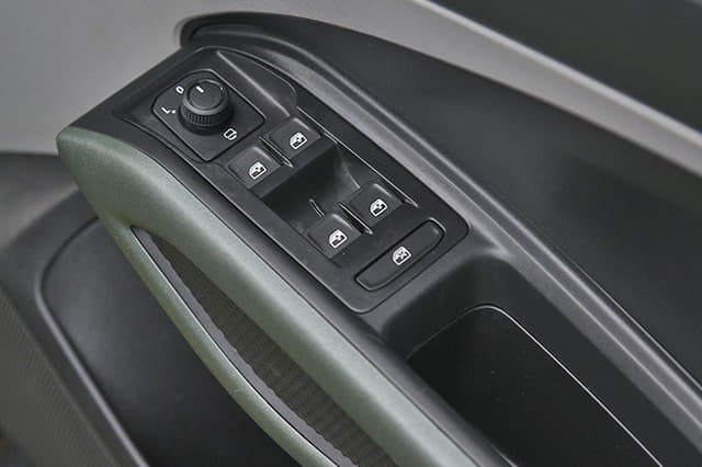 Door Controls Image - 32822