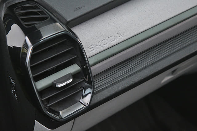 Ac Vents Front Image - 32820