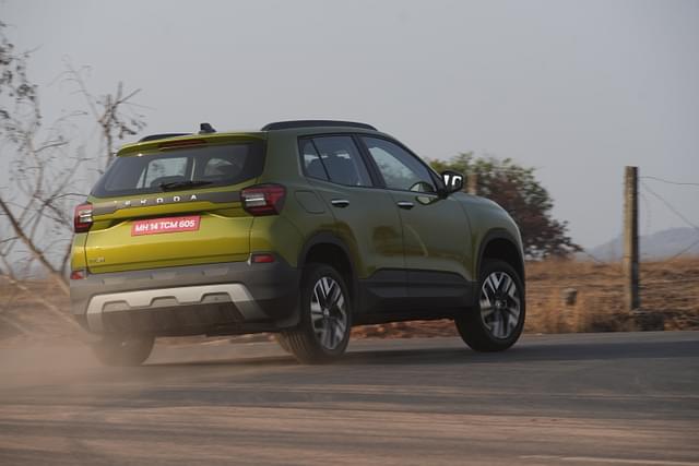Rear View Image - 3738