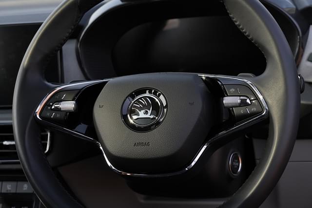 Steering Wheel Image - 3759
