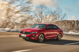 Skoda Octavia Rs Front Right Three Quarter