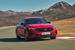 Skoda Octavia Rs Front Right Three Quarter