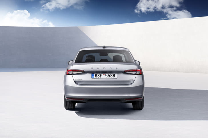 Skoda Superb Rear View Skoda Superb Rear View