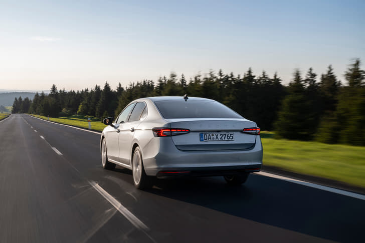 Skoda Superb Rear View Skoda Superb Rear View