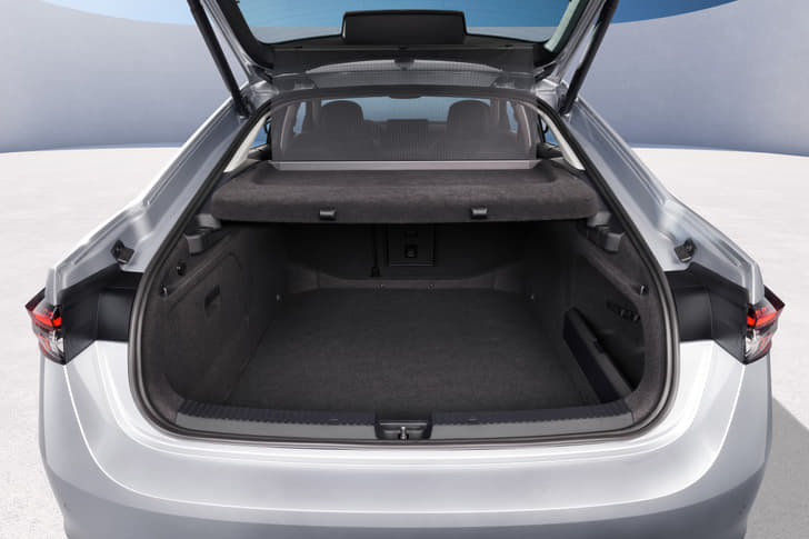 Skoda Superb Rear View Skoda Superb Rear View