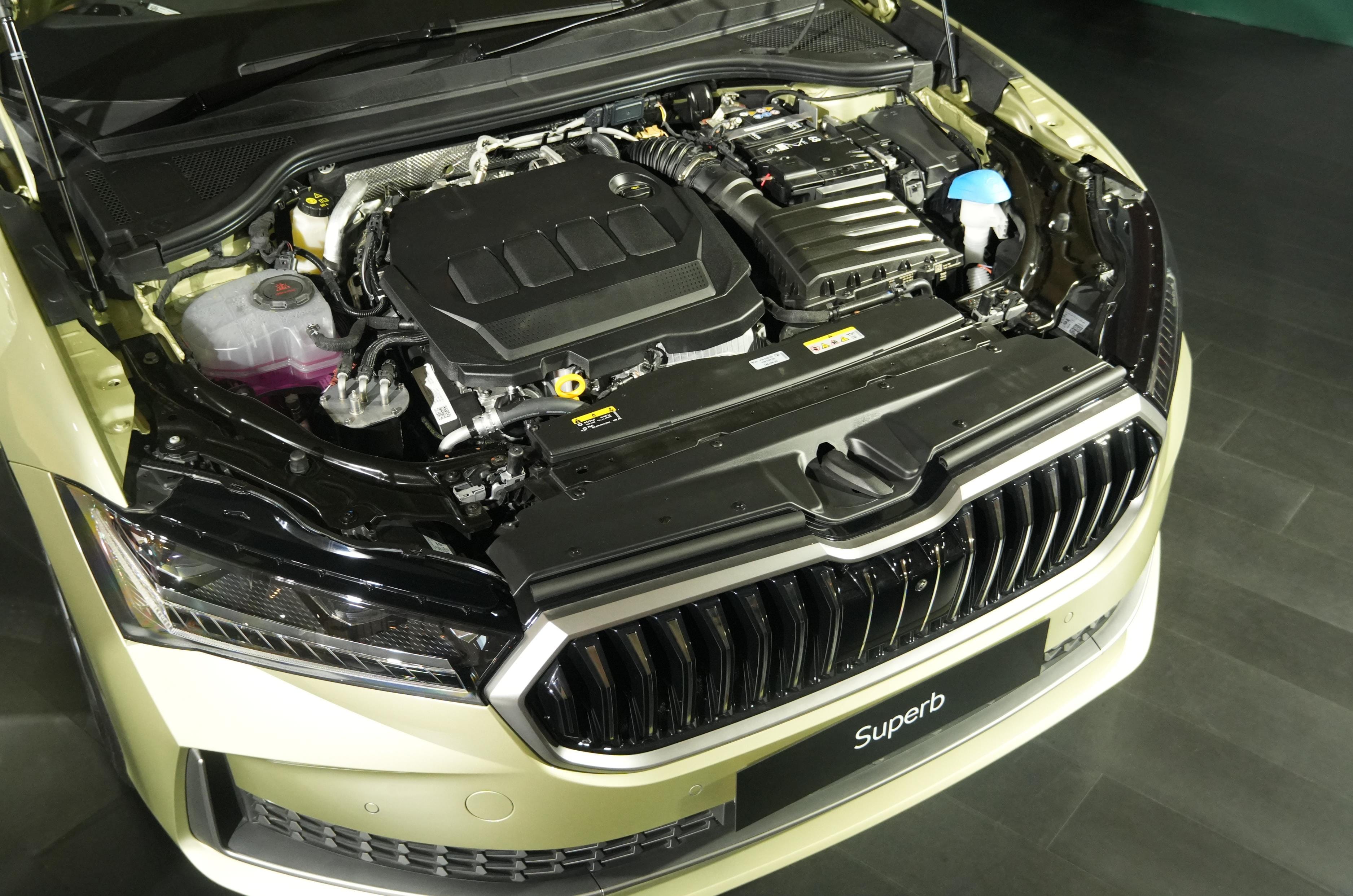 2027 Skoda Superb diesel engine