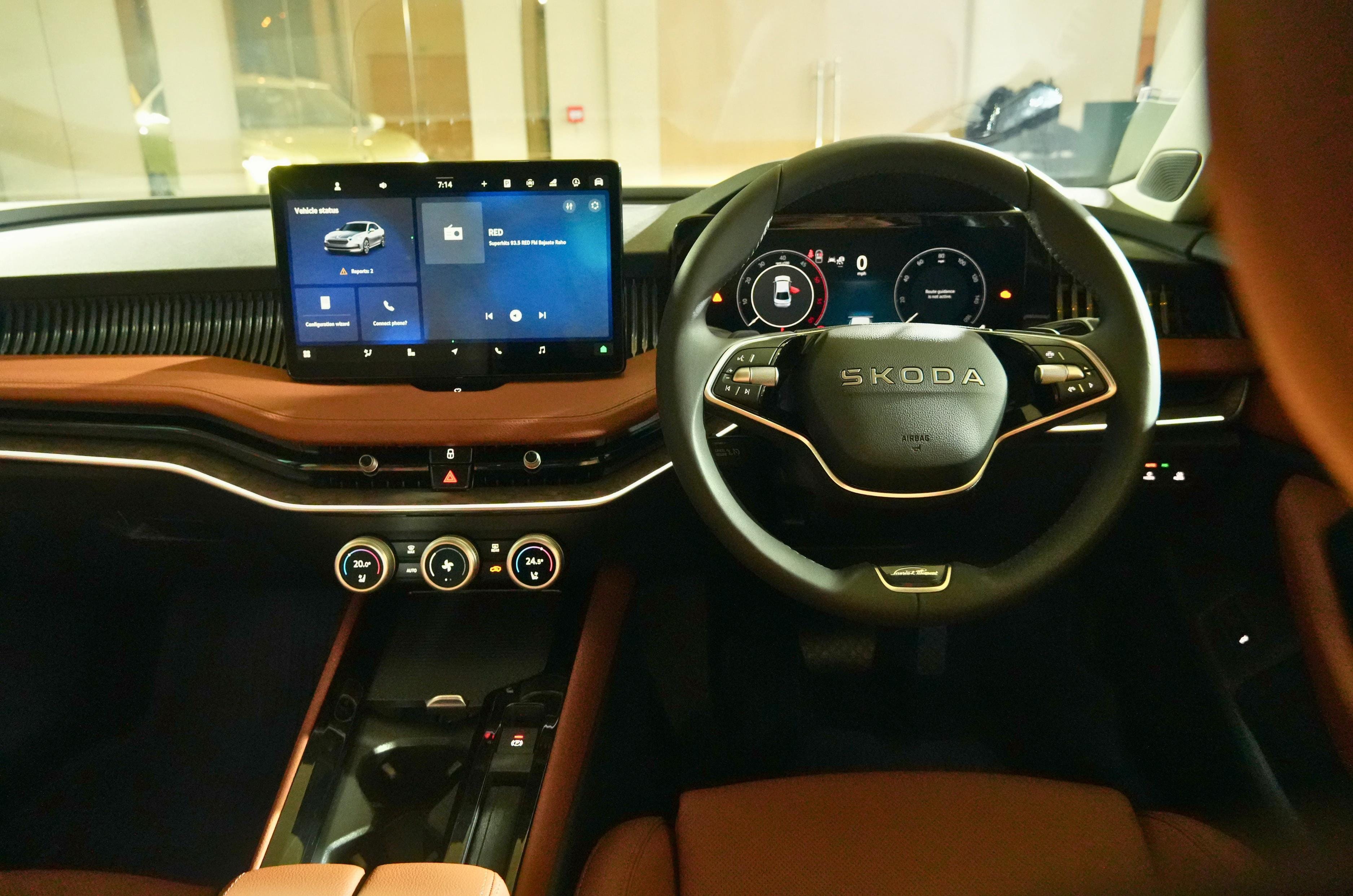 2027 Skoda Superb diesel interior