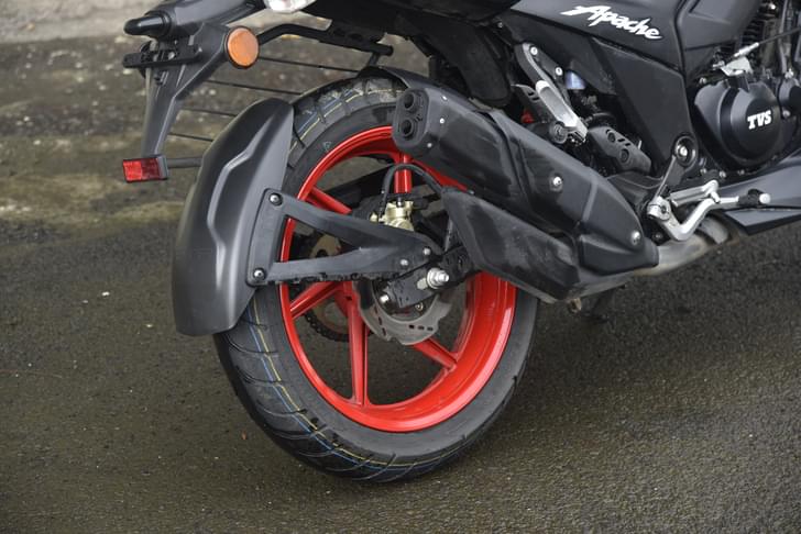 Tvs Apache Rtr 160 4v Rear View