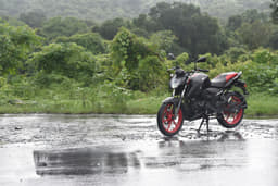 TVS Apache RTR 160 4V