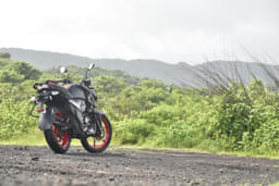 Tvs Apache Rtr 160 4v Rear View