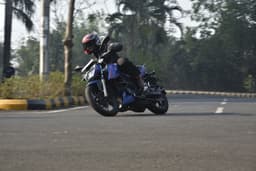 TVS Apache RTR 200 4V Front Right Three Quarter