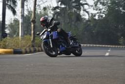 Tvs Apache Rtr 200 4v Front Right Three Quarter