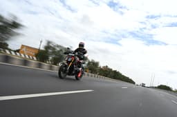 Tvs Apache Rtr 310 Color Black