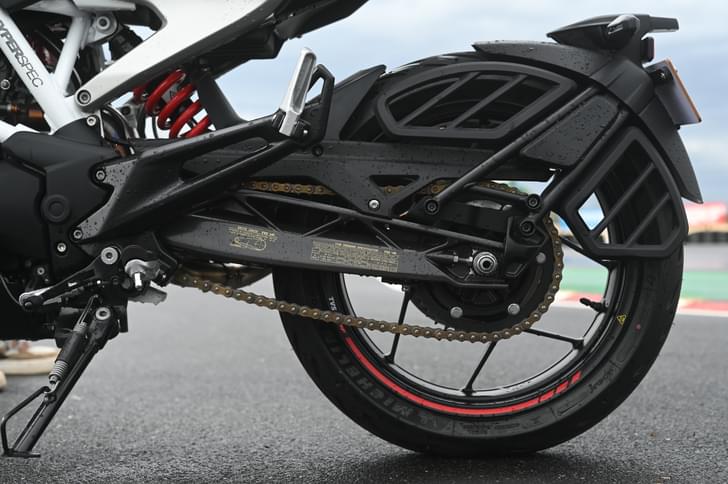 Tvs Apache Rtr 310 Color Black