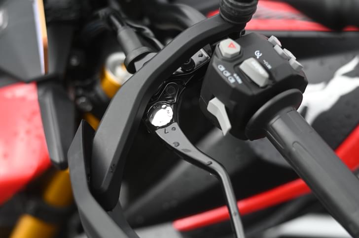 Tvs Apache Rtr 310 Color Black