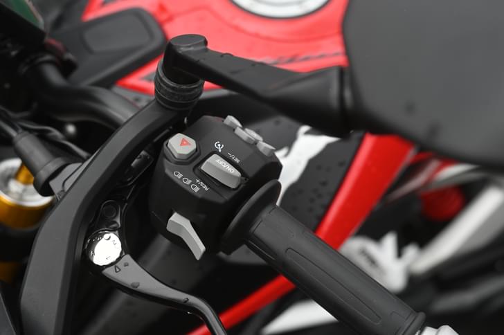 Tvs Apache Rtr 310 Right Side Multifunction Switchgear