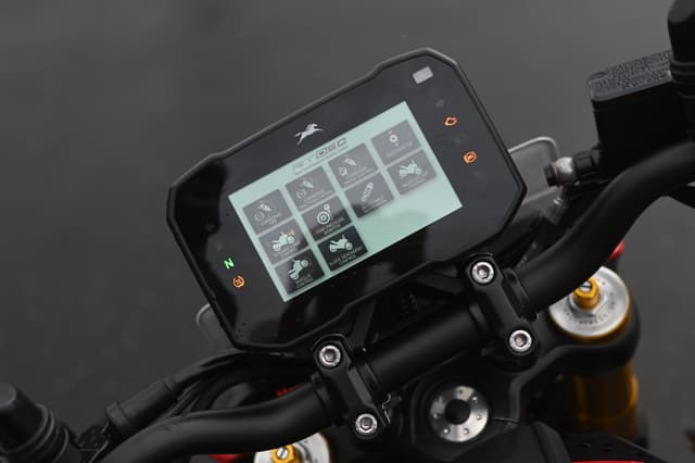 Left Side Multifunction Switchgear Image - 27130