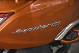 Tvs Jupiter 125 Color Orange