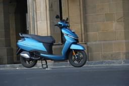 Tvs Jupiter Front Right Three Quarter