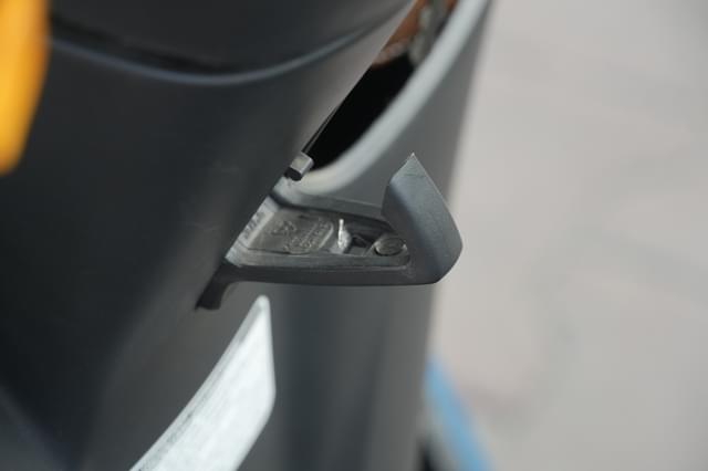 Gear Shift Lever Image - 27203