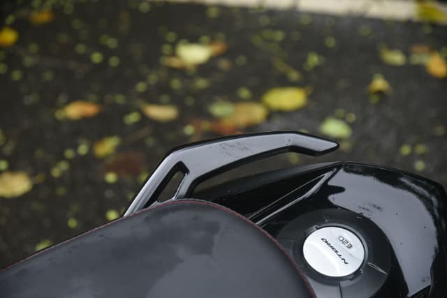 Closed Fuel Lid Image - 27287