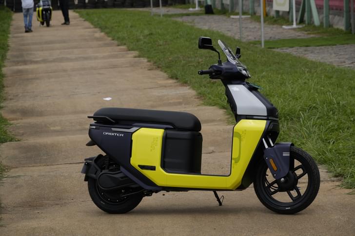 Front Right Three Quarter