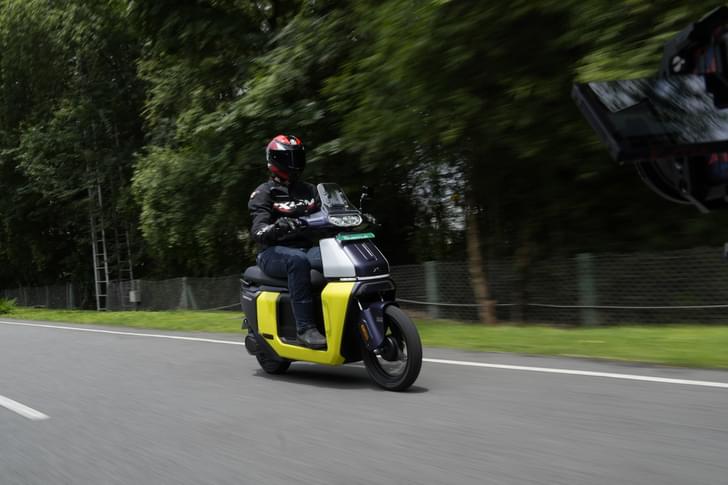 Front Left Three Quarter