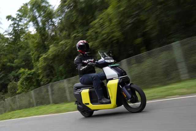 Color Yellow Image - 27325