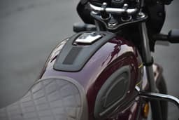 TVS Radeon Color Purple