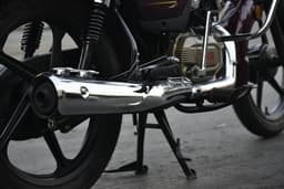 TVS Radeon Color Black