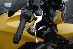 Tvs Raider 125 Color Yellow