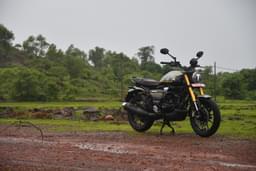 Tvs Ronin Front Right Three Quarter