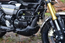 Tvs Ronin Color Black