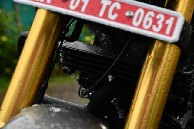 Color Black, Gold Image - 27522