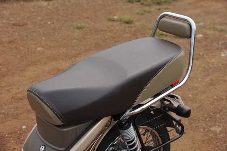 TVS XL 100 Color Brown, Gray