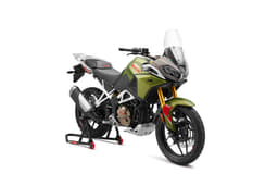 TVS Apache RTX Front Right Three Quarter TVS Apache RTX Front Right Three Quarter