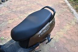 Tvs Iqube Color Black