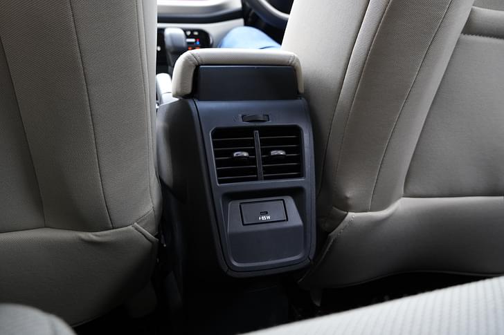 Tata Altroz 2nd Row Ac Vent