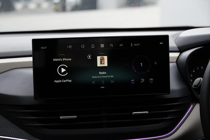 Tata Altroz Dashboard