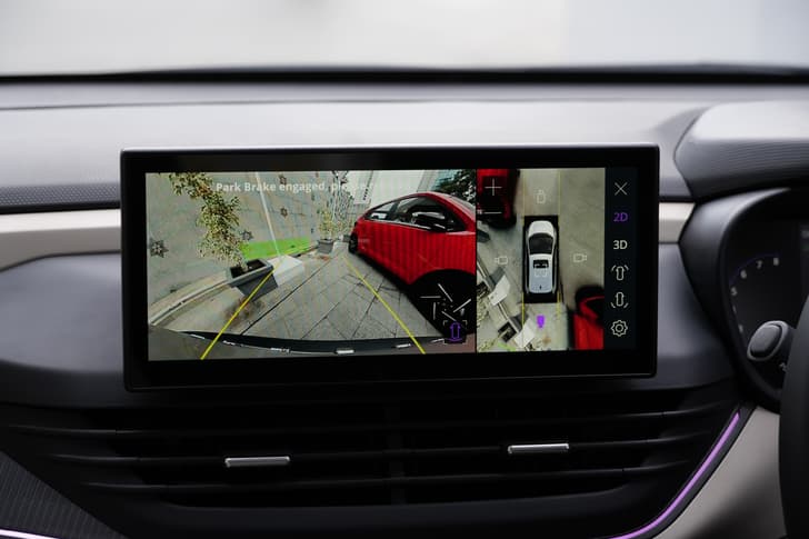 Tata Altroz Dashboard