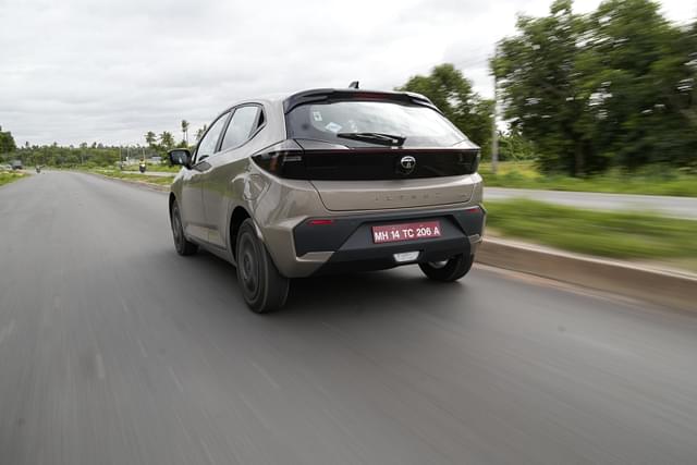 Rear View Image - 4777