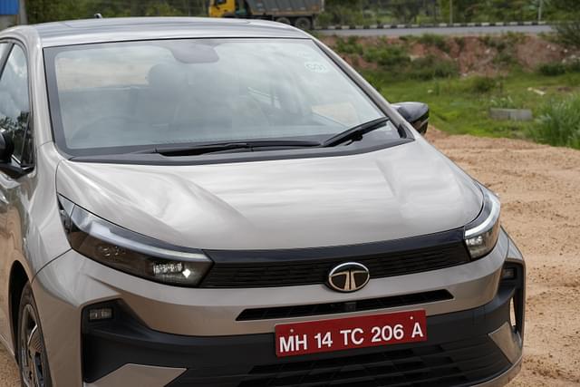 Front View Image - 4769