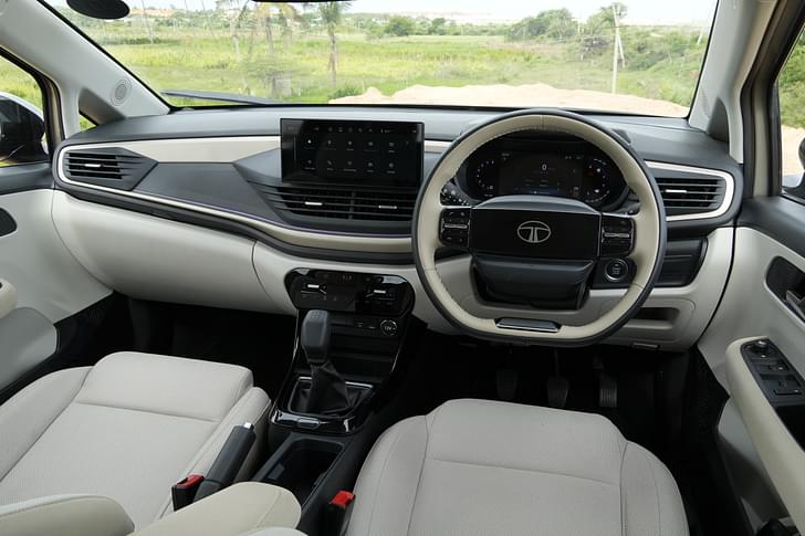 Tata Altroz Dashboard