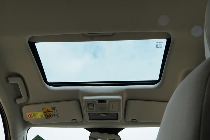 Tata Altroz Sunroof
